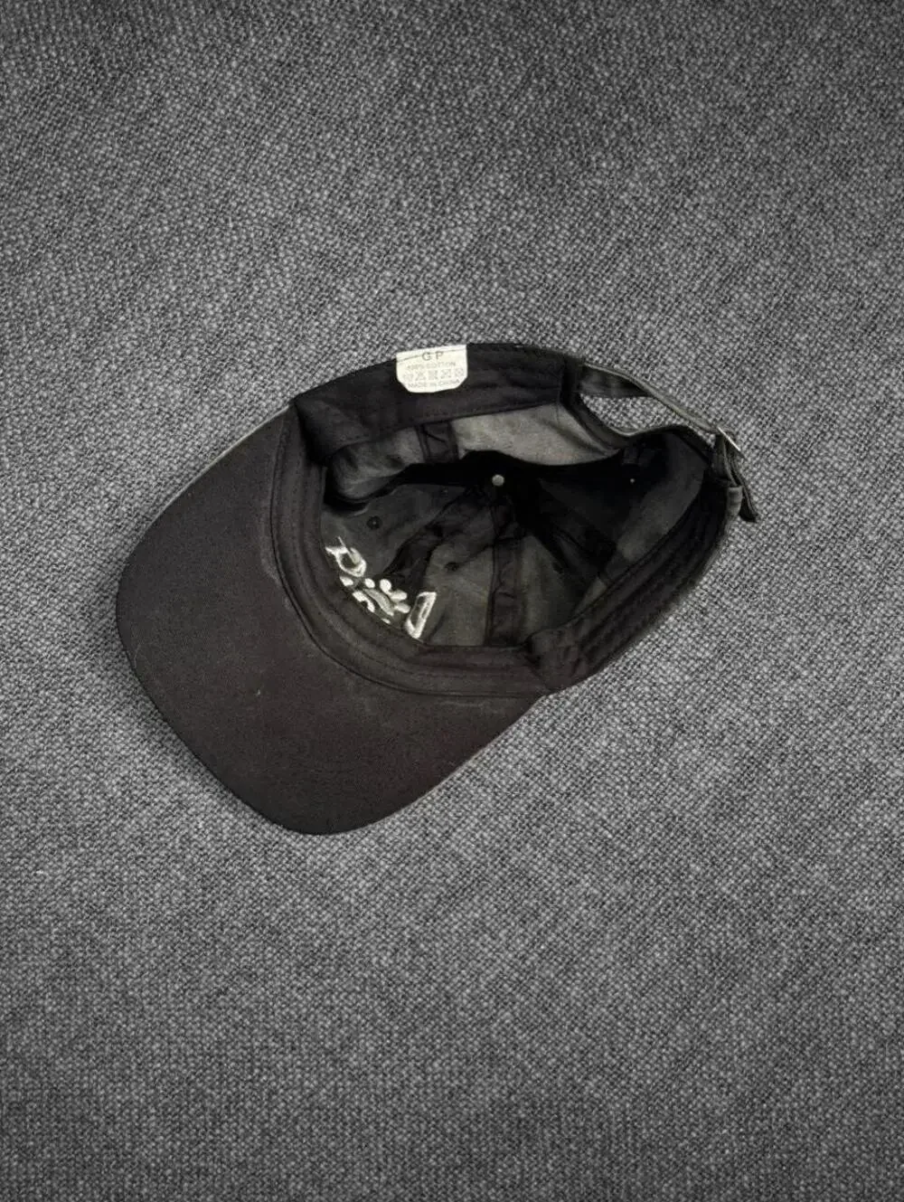 Dog Mom Distressed Black Cotton Baseball Cap